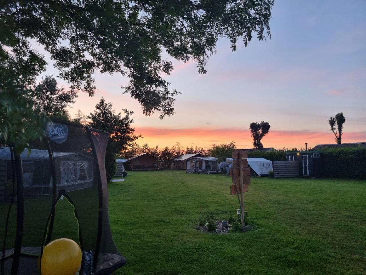 Camping De Tulpenweide Breezand Kültér fotó
