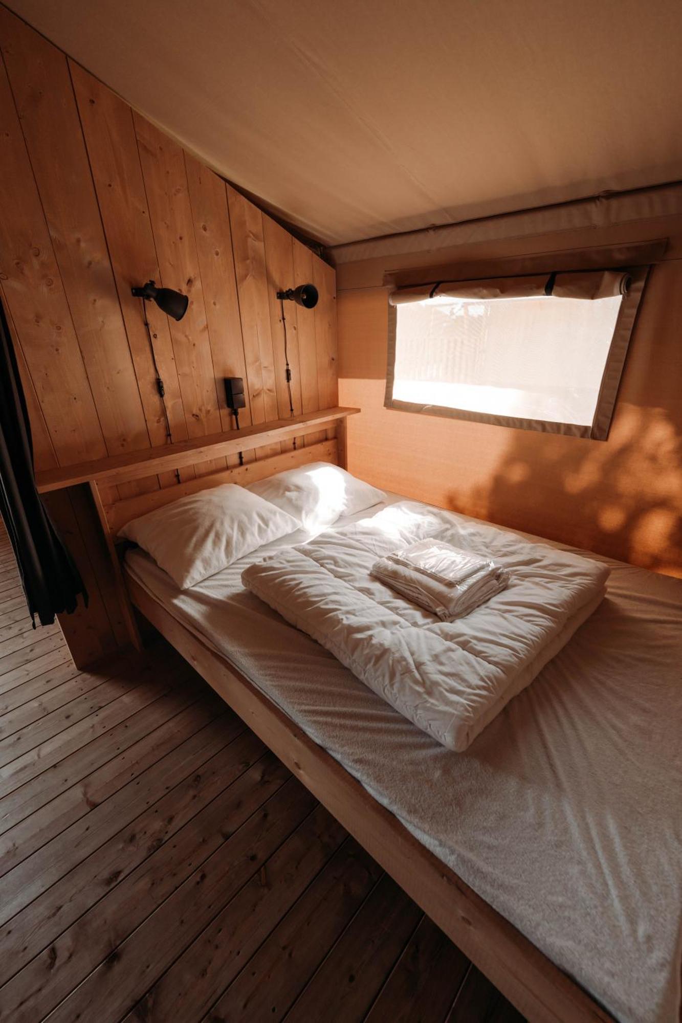 Camping De Tulpenweide Breezand Szoba fotó